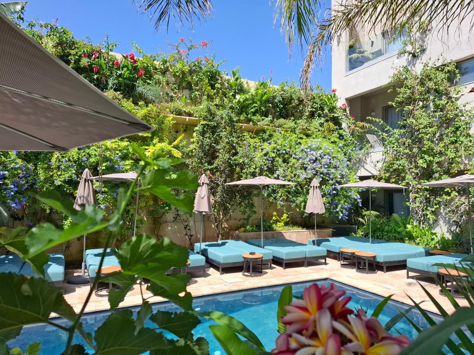 The Village Boutique And Spa 纳克萨 外观 照片